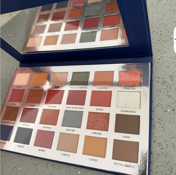 CiateLondon ROYAL EDITION Eyeshadow Palette - Picture 2 of 6